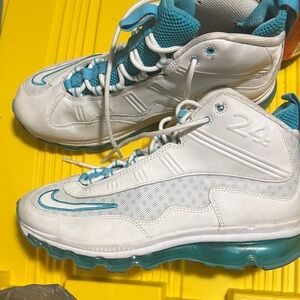 Nike Kids White and Teal Sneakers